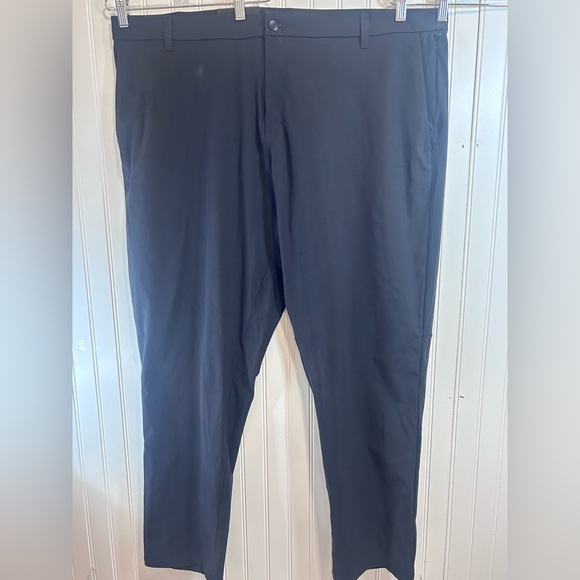 Lululemon Men NWT black Size 46